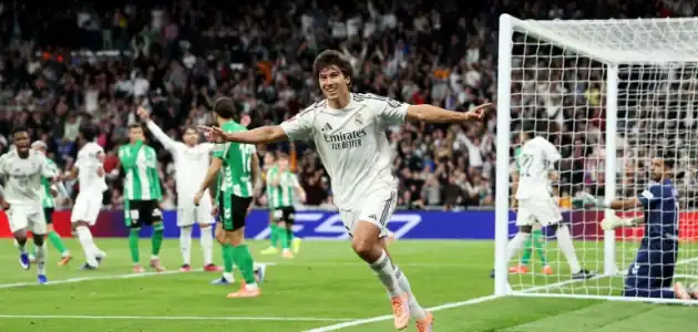 نصف النهائي على موعد مع معركة حاسمة بين العملاقين أتلتيكو مدريد وريال مدريد